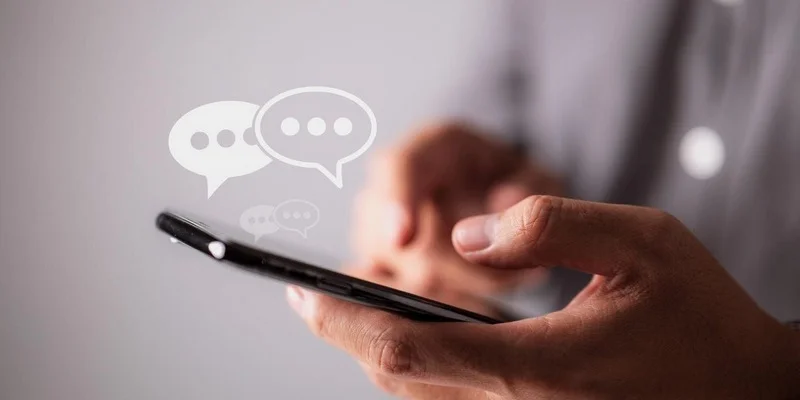Sử dụng live chat để liên hệ EE88 siêu đơn giản, thuận tiện